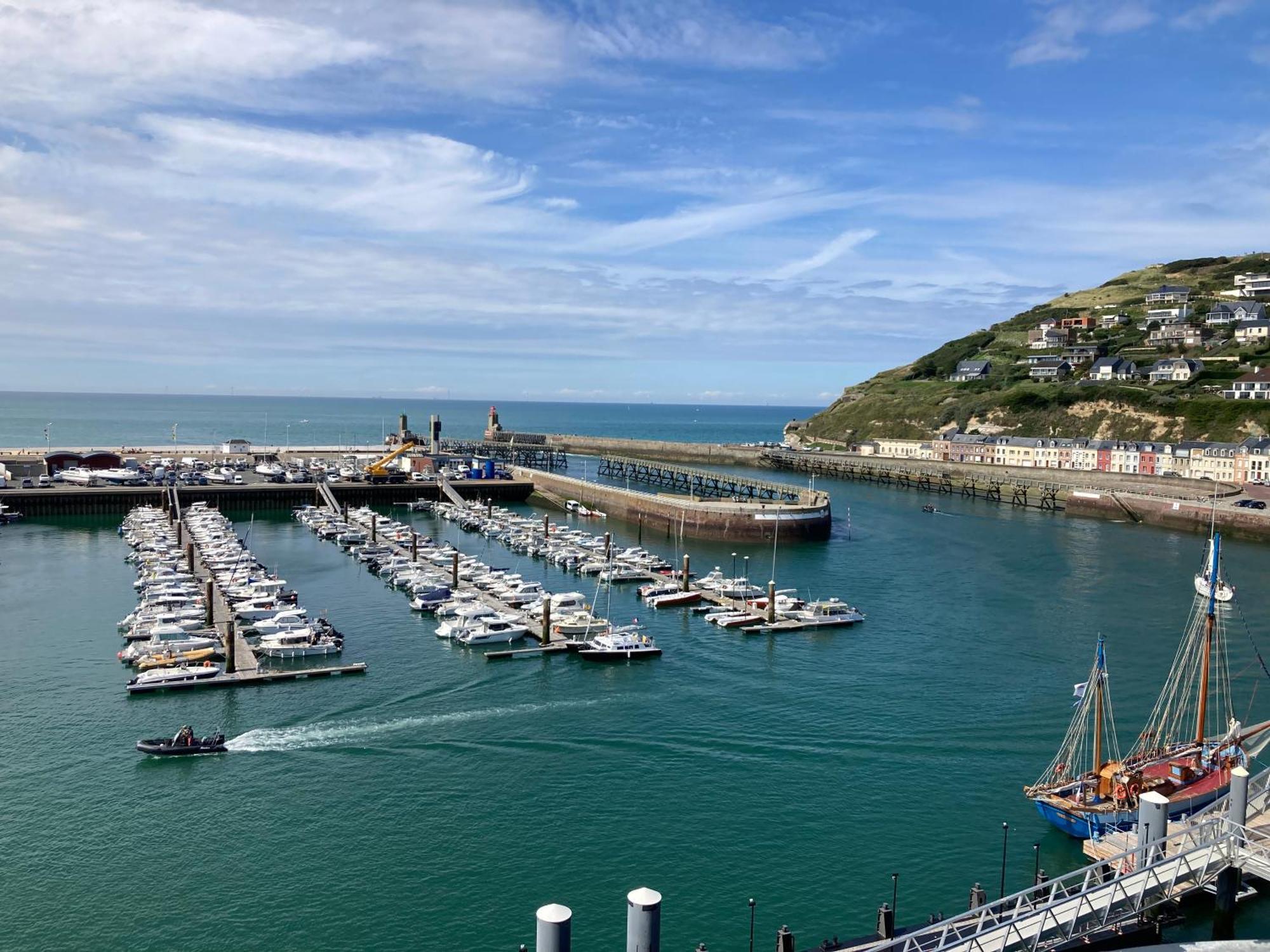 Charmant Studio Avec Vue Sur Le Port Et Falaises Fécamp Exterior foto
